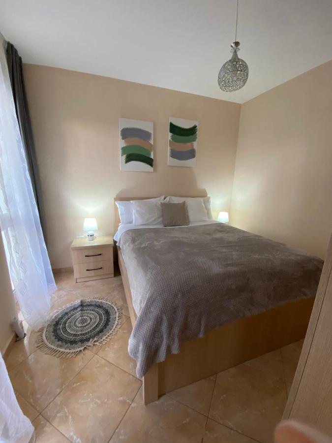 Chlo Apartment 2 ติรานา ภายนอก รูปภาพ